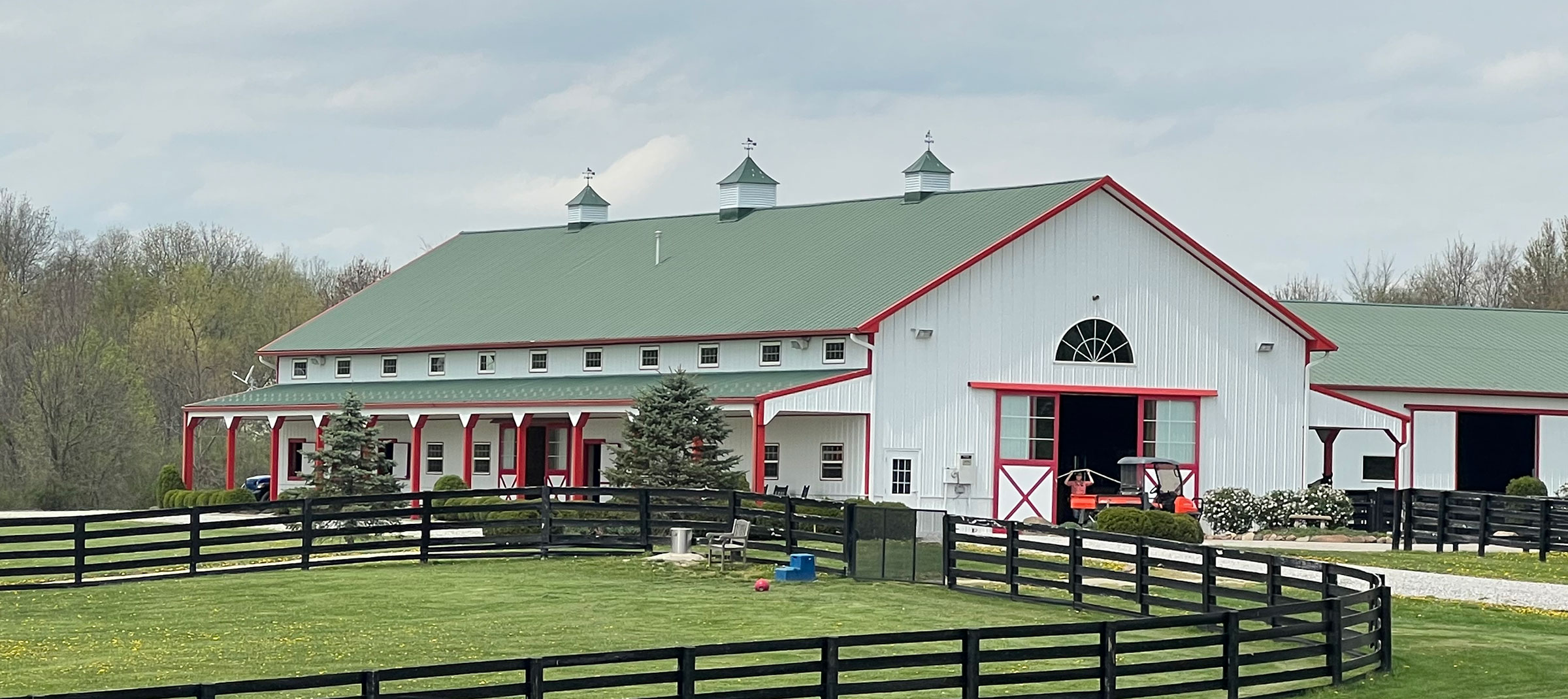 Post Frame Horse Barns